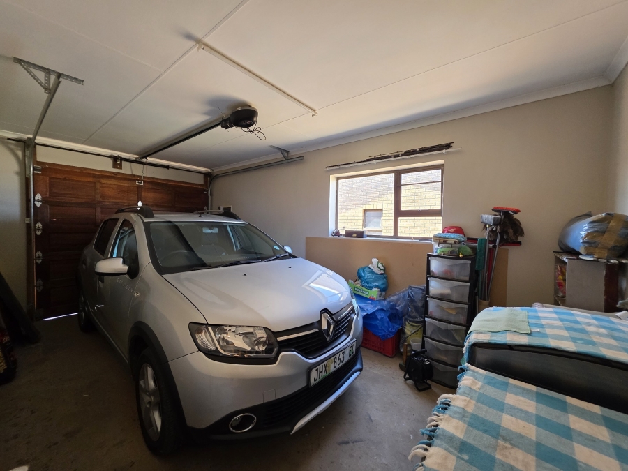 3 Bedroom Property for Sale in Jeffreys Bay Central Eastern Cape